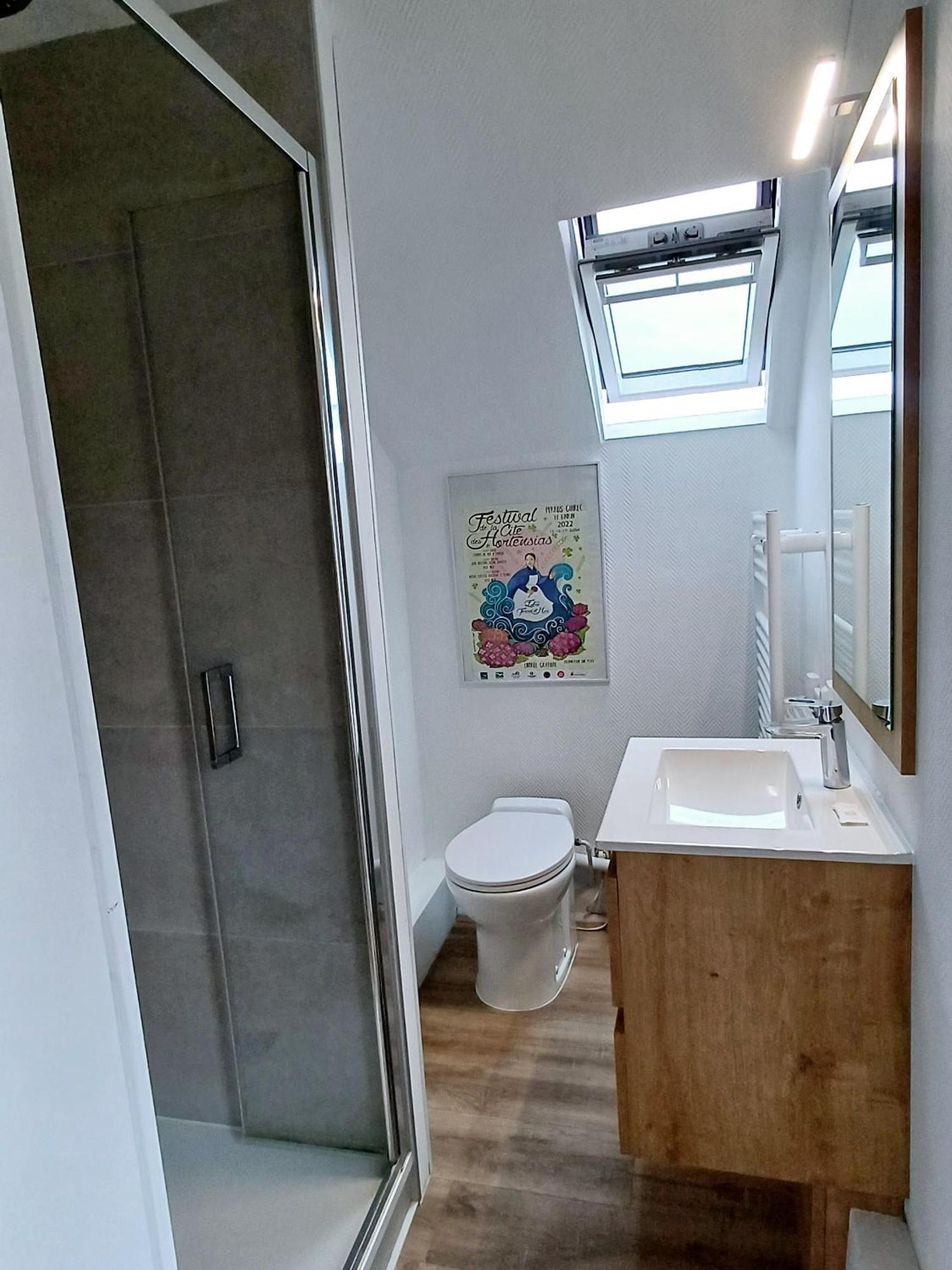 Appartement A Cote Du Port De Ploumanac'H Perros-Guirec Exterior foto